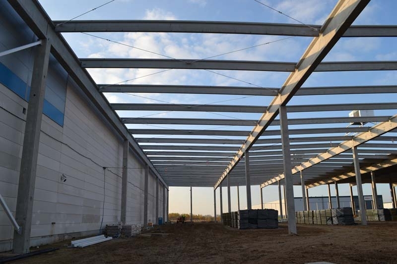 Przeglad-metod-produkcji-wybranych-prefabrykatow-dla-budownictwa-wielkopowierzchniowego-Fot-2