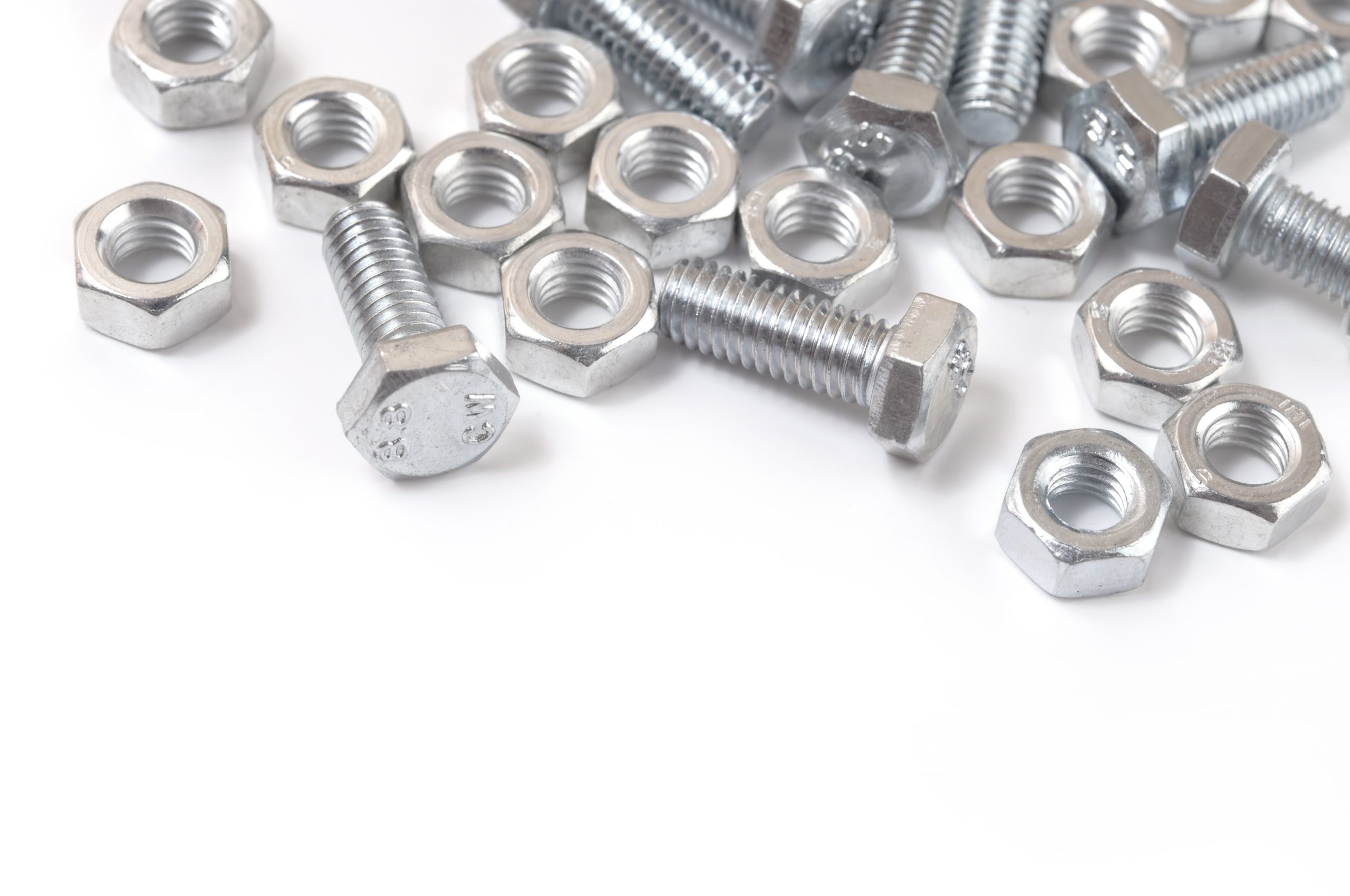 Polska-na-tle-europejskiego-rynku-elementow-zlacznych-iStock