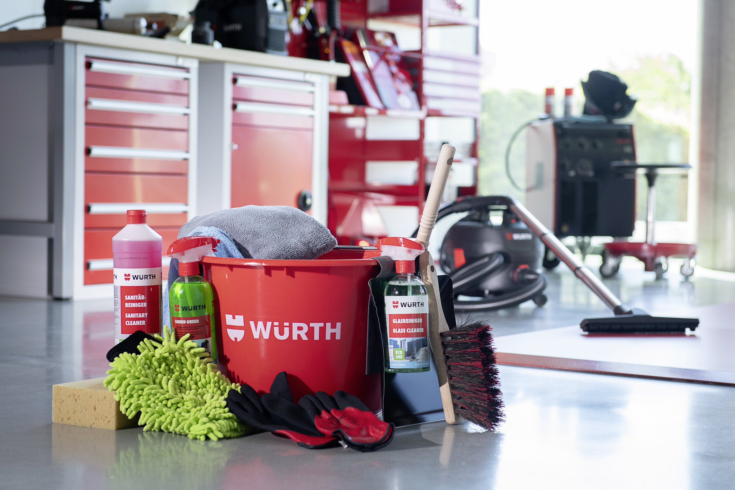 Czystosc-na-najwyzszym -poziomie-Nowa-oferta-srodkow-Wurth-Polska-Fot-1-dlaProdukcji.pl