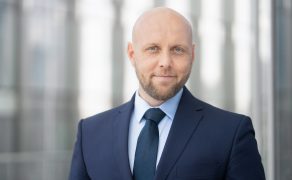 Popyt-na-powierzchnie-magazynowe-ciagle-wzrasta-Tom-Listowski-dlaProdukcji.pl