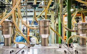 Automatyka-przemyslowa-w-procesie-produkcyjnym-fot-1-dlaprodukcji.pl