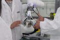 L'Oreal-automatyzuje-centrum-badan-poprzez-aplikacje-wspolpracujace-OnRobot-Fot-2-dlaProdukcji.pl