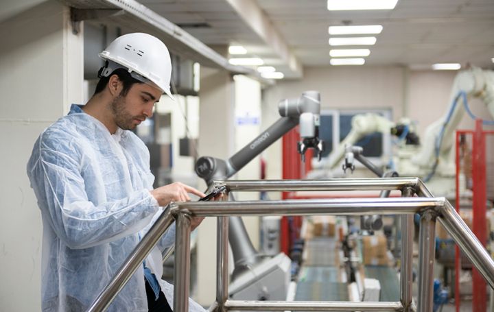 Trendy-w-branzy-spozywczej-jak-automatyzacja-odpowiada-na-potrzeby-konsumentow-2-dlaProdukcji.pl