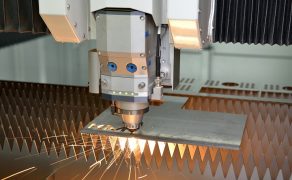 Do-produkcji-czy-na-uslugi-precyzyjnie-okresl cel-aby-korzystac-z-pelnej-mocy-wycinarki-dlaProdukcji.pl