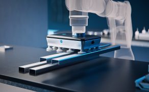 OnRobot-wprowadza-na-rynek-najmocniejszy-na-swiecie-elektryczny-chwytak-podcisnieniowy-do-ciezkich-zastosowan-paletyzacji-fot-1-dlaProdukcji.pl