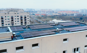 Innowacyjna-konstrukcja-PV-dla-dachow-o-niskiej-nosnosci-Fot-2-dlaProdukcji.pl