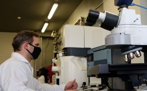 Innowacyjne-urzadzenie-do-badania-czystosci-technicznej-dostepne-w-Polsce-fot-1-dlaProdukcji.pl