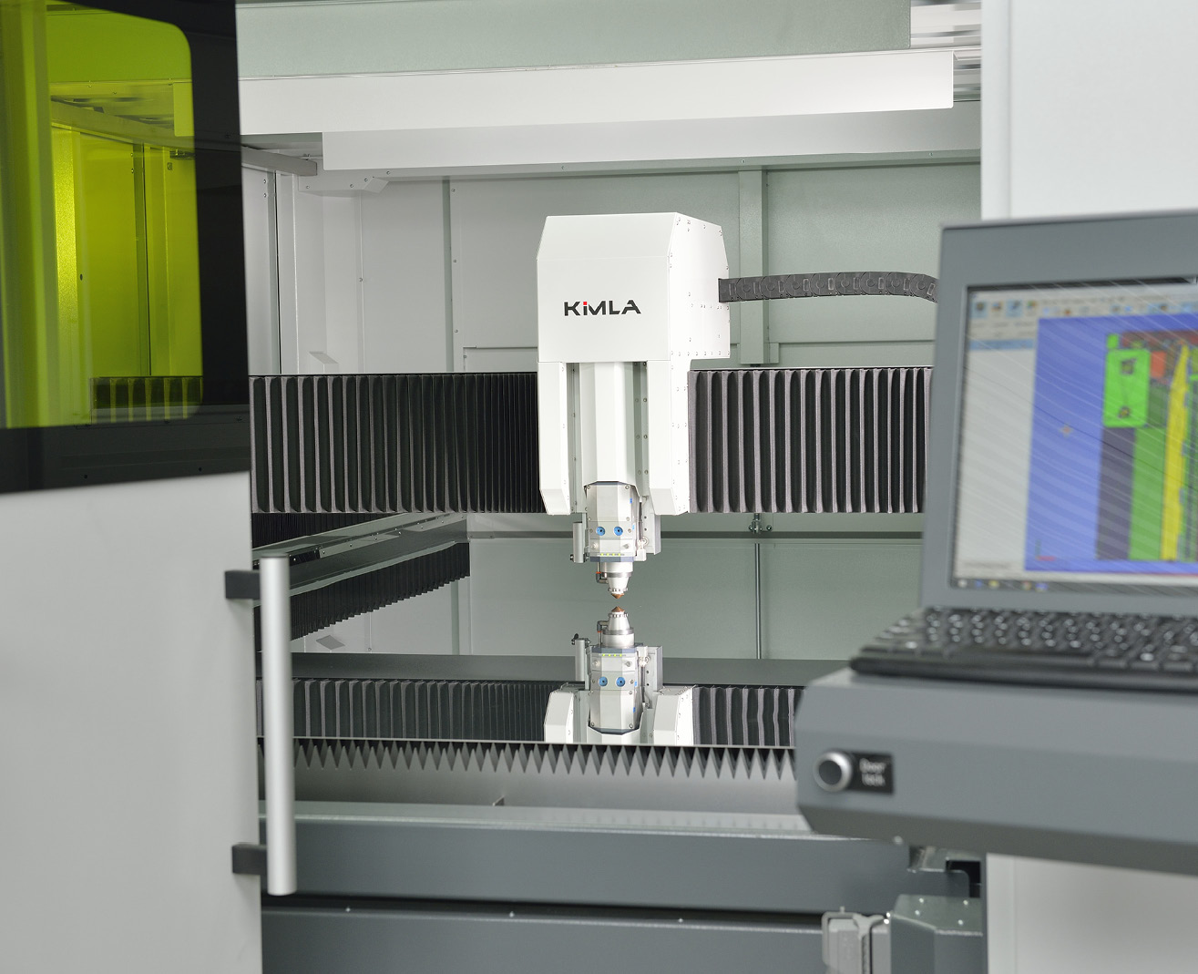 STAL-3-4-21-technologie-ciecia-O-BEZPIECZENSTWIE-LASEROW-1