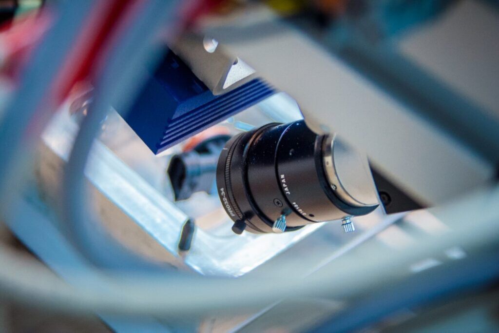 Systemy-wizyjne-w-procesach-produkcyjnych-krok-milowy-w-kierunku-przemyslu-4.0-fot-2-dlaProdukcji.pl