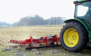 STAL-5-6-21-MASZYNY-ROLNICZE-Z-WYCINARKAMI-METAL-TECHNIKI-4