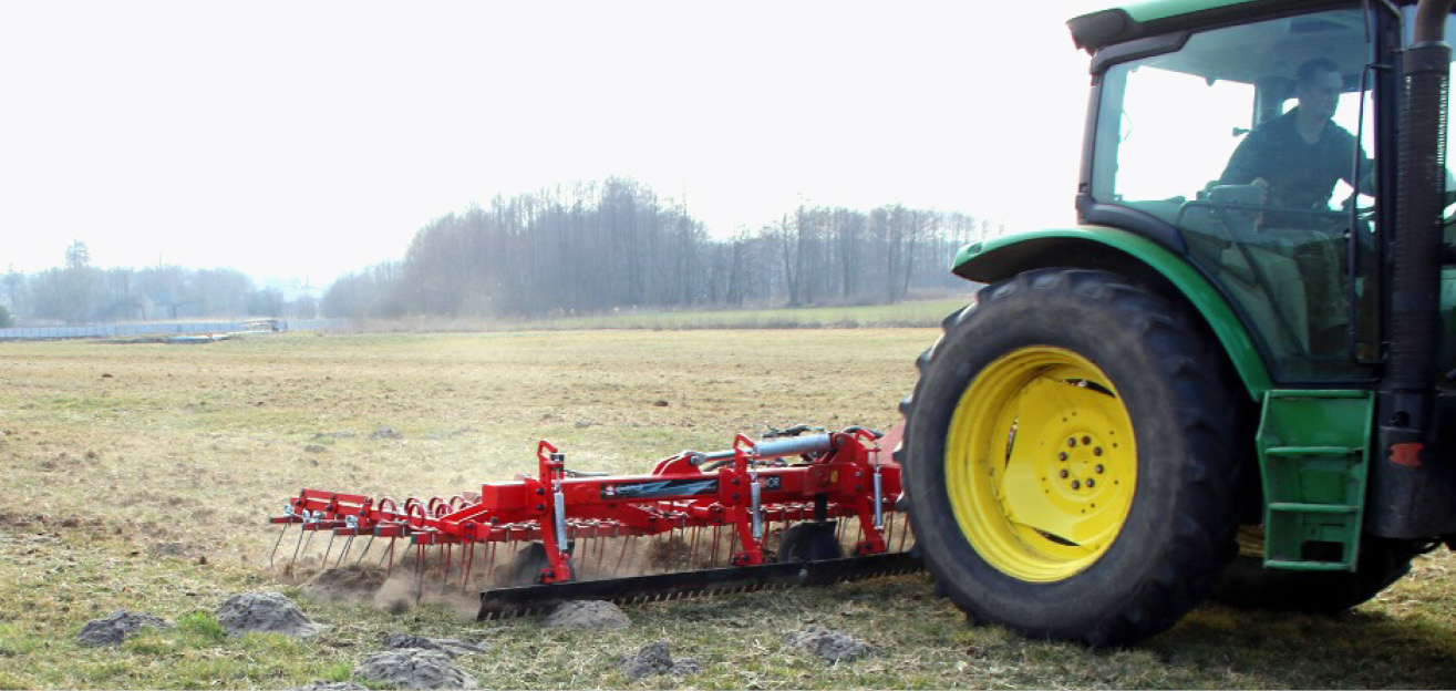 STAL-5-6-21-MASZYNY-ROLNICZE-Z-WYCINARKAMI-METAL-TECHNIKI-4