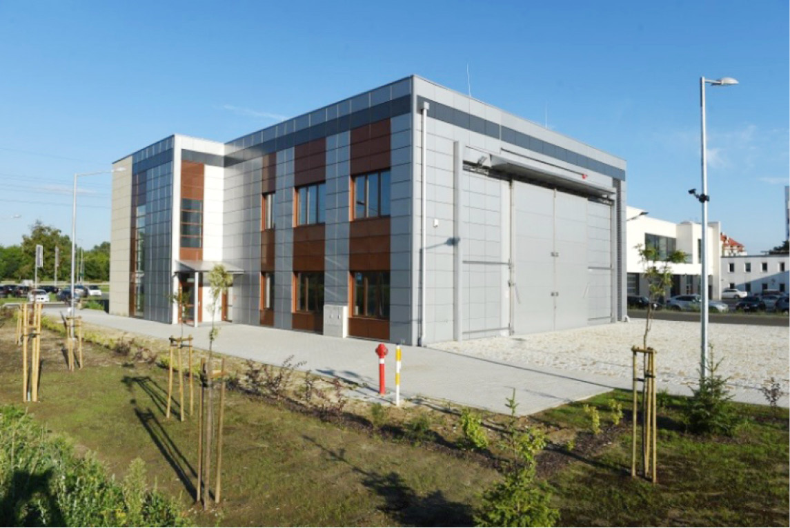 STAL-5-6-21-wlasnosci-i-pomiary-LABORATORIA-BADAWCZE-I-WZORCUJACE-PK-FOT-2