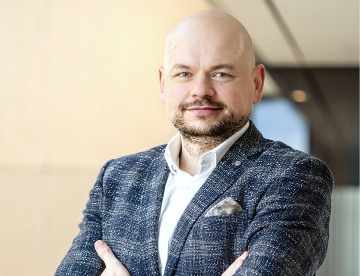 wywiad-z-marcinem-pielaszkiem-z-firmy-colt-international-dlaProdukcji.pl