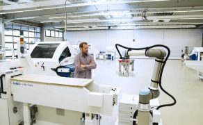 Cobots-Experts-Breakfast-Universal-Robots-o-robotyzacji-w-Polsce-i-CEE-Fot-1-dlaProdukcji.pl