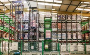 Podnosnik-przystosowany-do-pracy-w-skrajnych-temperaturach-dlaProdukcji.pl