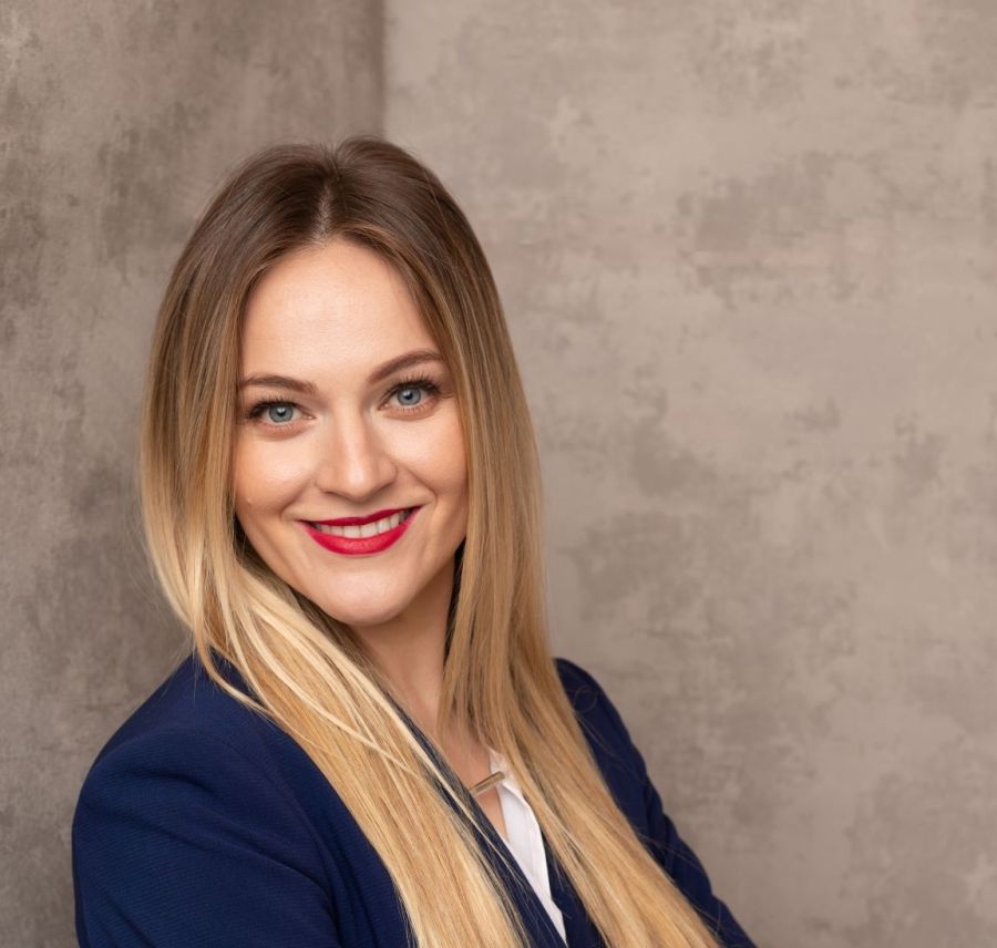 Cyprys-z-nowym-zakladem-produkcyjnym-Marta-Nowik-dlaProdukcji.pl