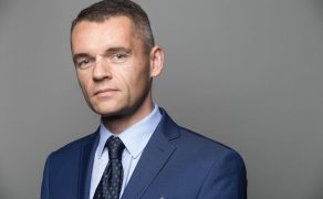 Intel-jak-wzorzec-Zbudowal-w-pelni-inteligentna-fabryke-Zbigniew-Czajkowski-dlaProdukcji.pl