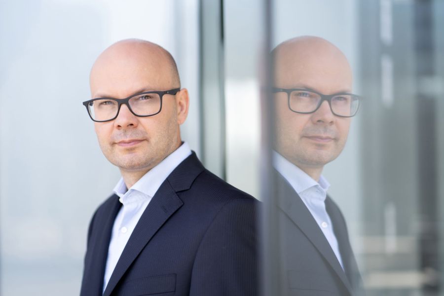 MDC2-powieksza-zespol-operacyjno-budowlany-o-trzech-nowych-ekspertow-z-sektora-budowlanego-Piotr-Kowalski-dlaProdukcji.pl