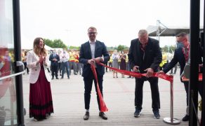 Tymczasowe-centrum-dystrybucyjne-TJX-Europe-w-Nowym-Kisielinie-oficjalnie-otwarte-Fot-2-dlaProdukcji.pl