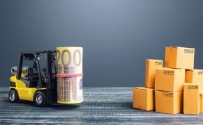 URU-2-21-zarzadzanie-mikolaj-lagowski-LEASING-OPERACYJNY-CZY-KREDYT-iStock-1203992131