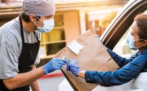 Jak-wykorzystac-technologie-do-usprawnienia-lancucha-dostaw-dlaProdukcji.pl