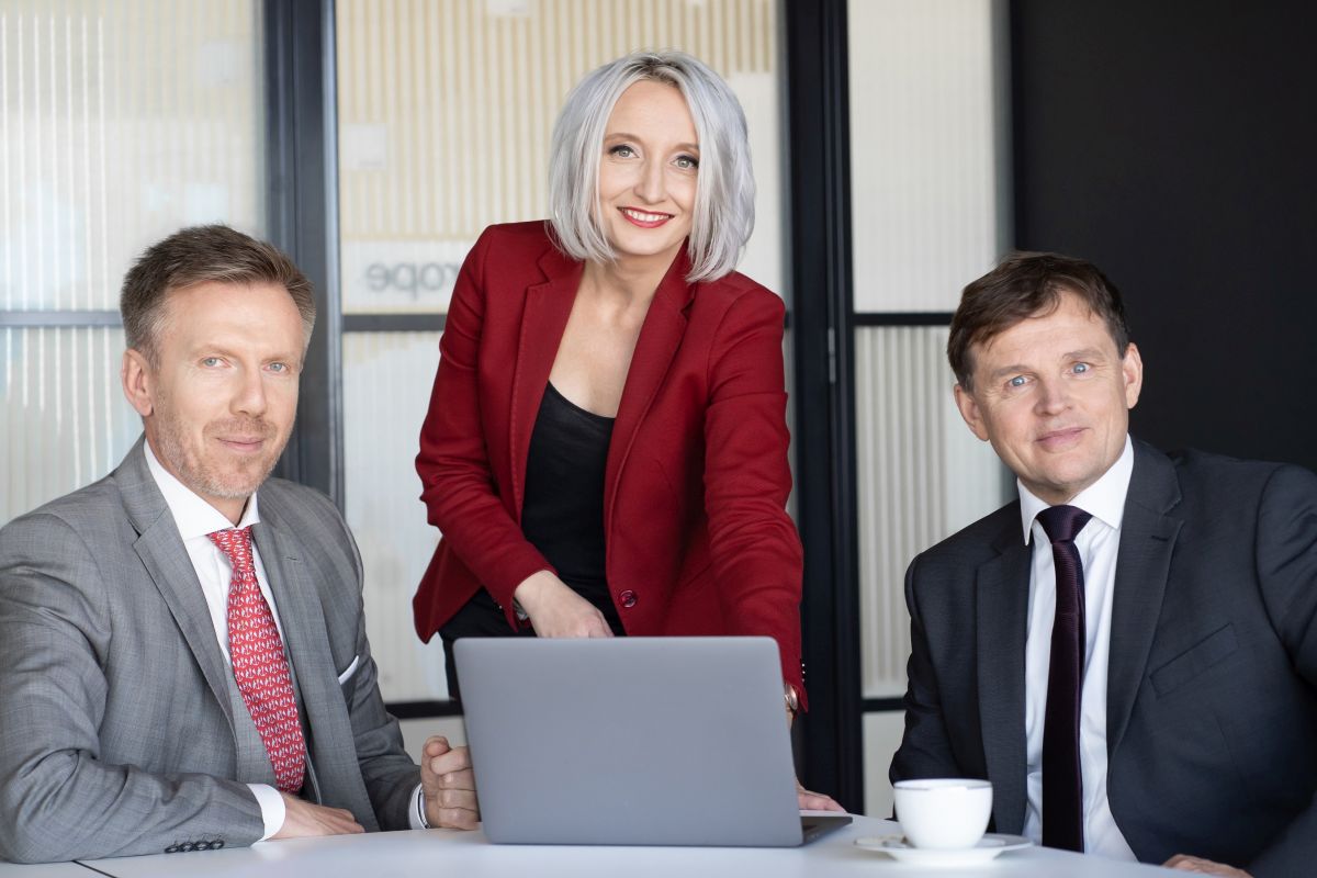 Katarzyna-Pys-Fabianczyk-pokieruje-nowym-zespolem-magazynowym-w-Savills-dlaProdukcji.pl