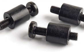 FAST_4_21-LACZNIKI-WCISKANE-iStock-1148617943