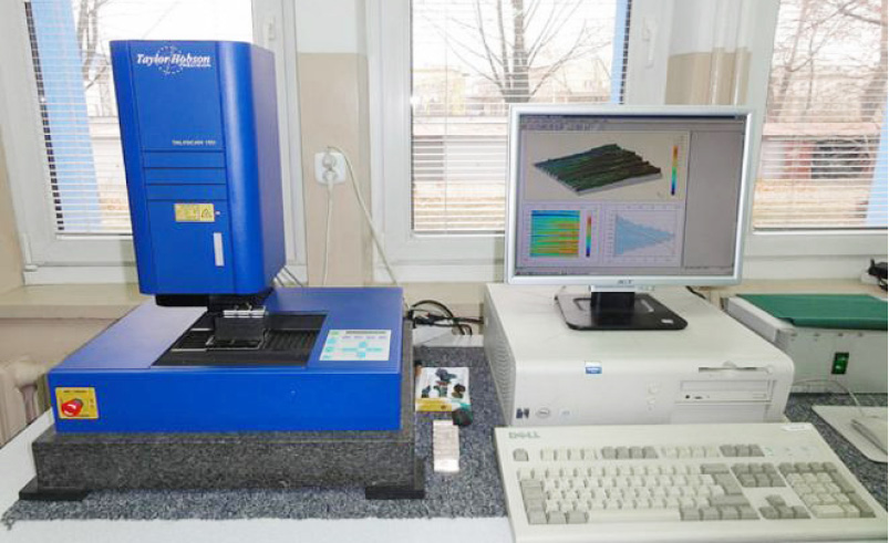 STAL-3-4-22-POMIAR-GEOMETRII-WYROBOW-I-NARZEDZI-RYC-6-A