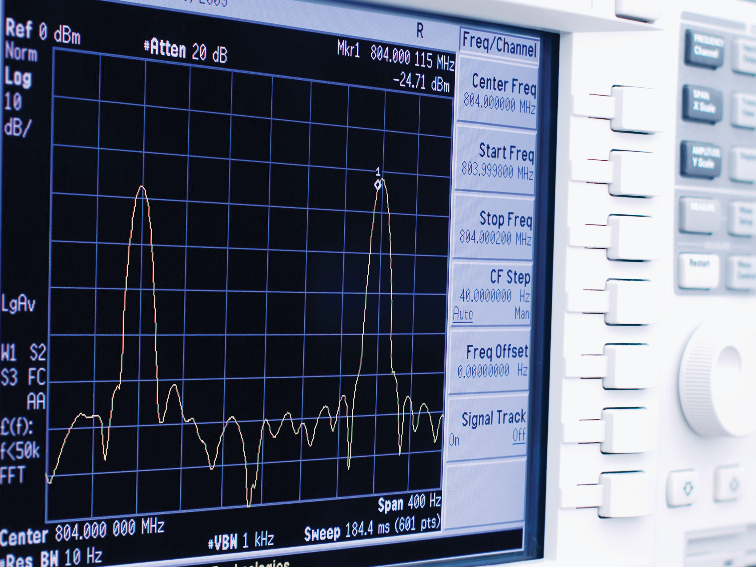 URU-1-22-Damian-Augustyn-SYSTEMY-PREDYKCJI-STANU-MASZYN-iStock-155224058