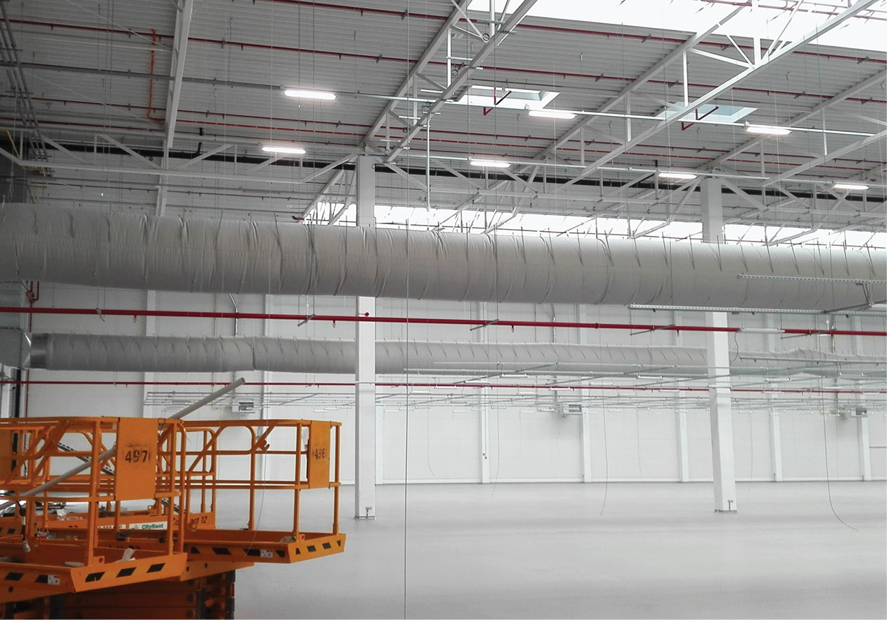 efektywnosc-energetyczna-w-nowoczesnej-hali-przemyslowej