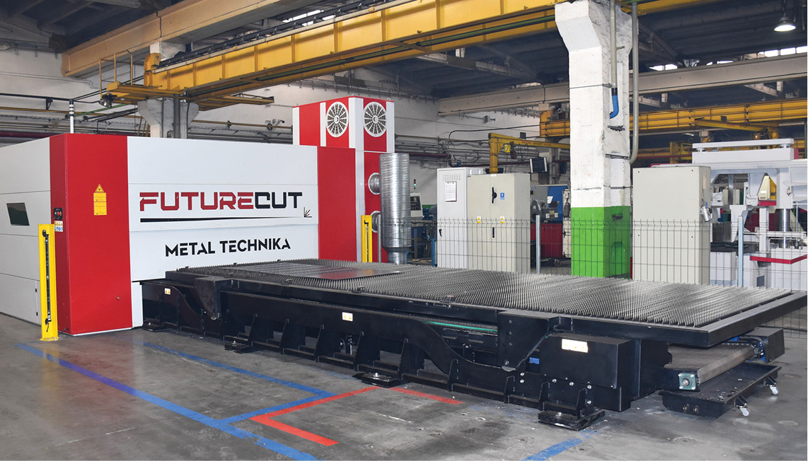 STAL-5-6-22-technologie-ciecia-RELOKACJA-WYCINARKI-LASEROWEJ-fot-3