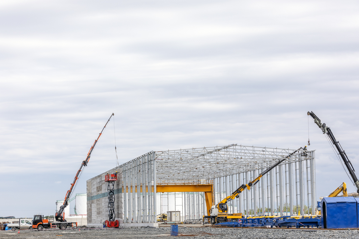 izolacja-ogniochronna-wplyw-na-nosnosc-elementow-stalowych