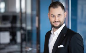 aktywnosc-na-rynku-magazynowym-w-polsce-jakub-kurek