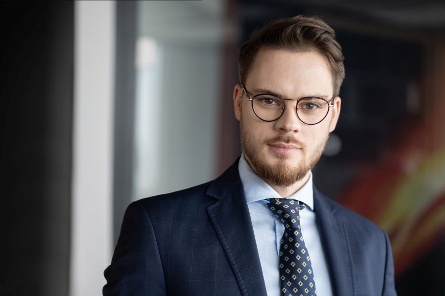 michal-brzezinski-magazyn-e-commerce