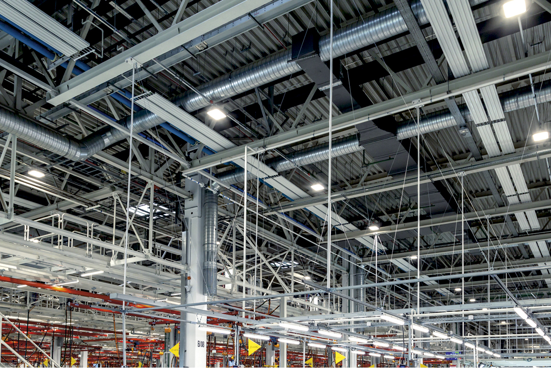 promienniki-sufitowe-w-halach-temperatura-pod-kontrola