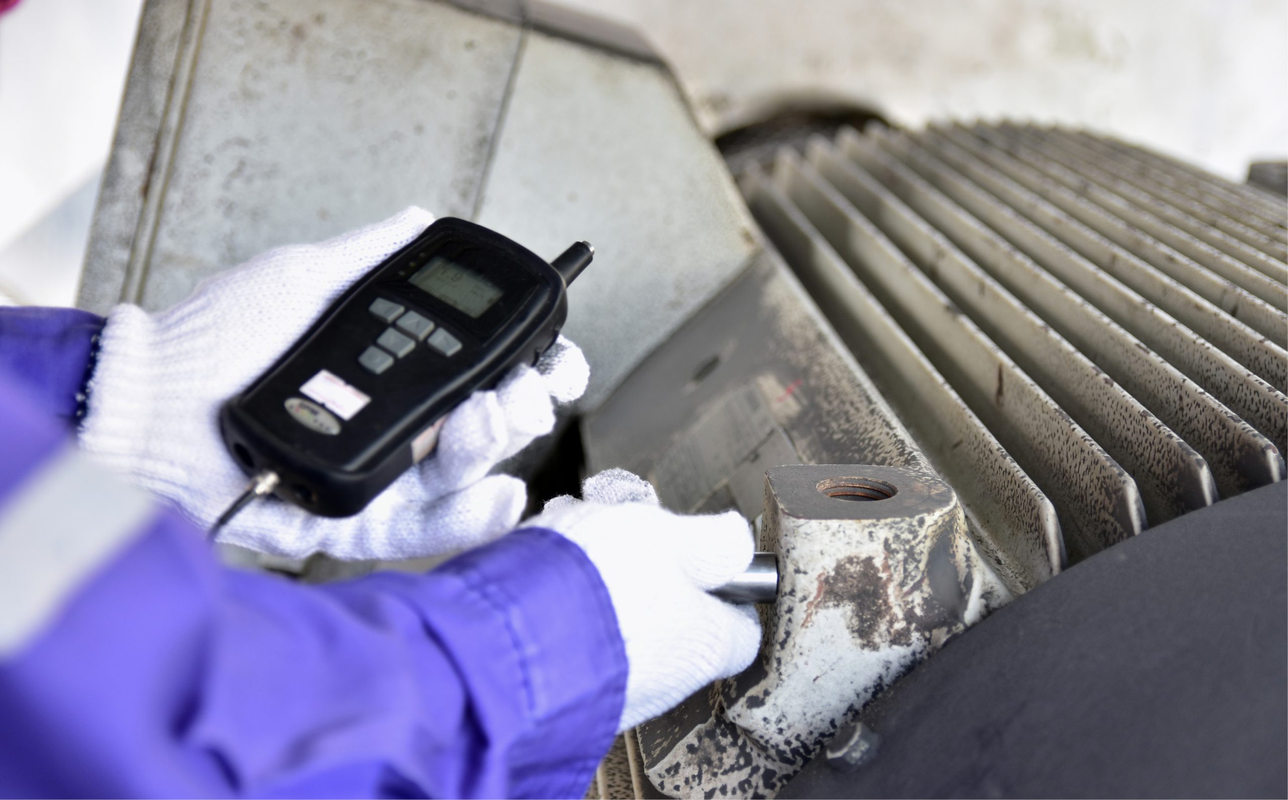 URU_1_23_Marek_Fidali_CO_TO_JEST_BUMP_TEST_iStock-1253341234