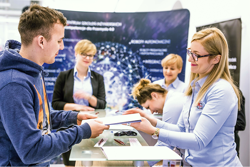 URU_1_24_rynek_WARSZTATY_EMT_TOUR_FOT_2