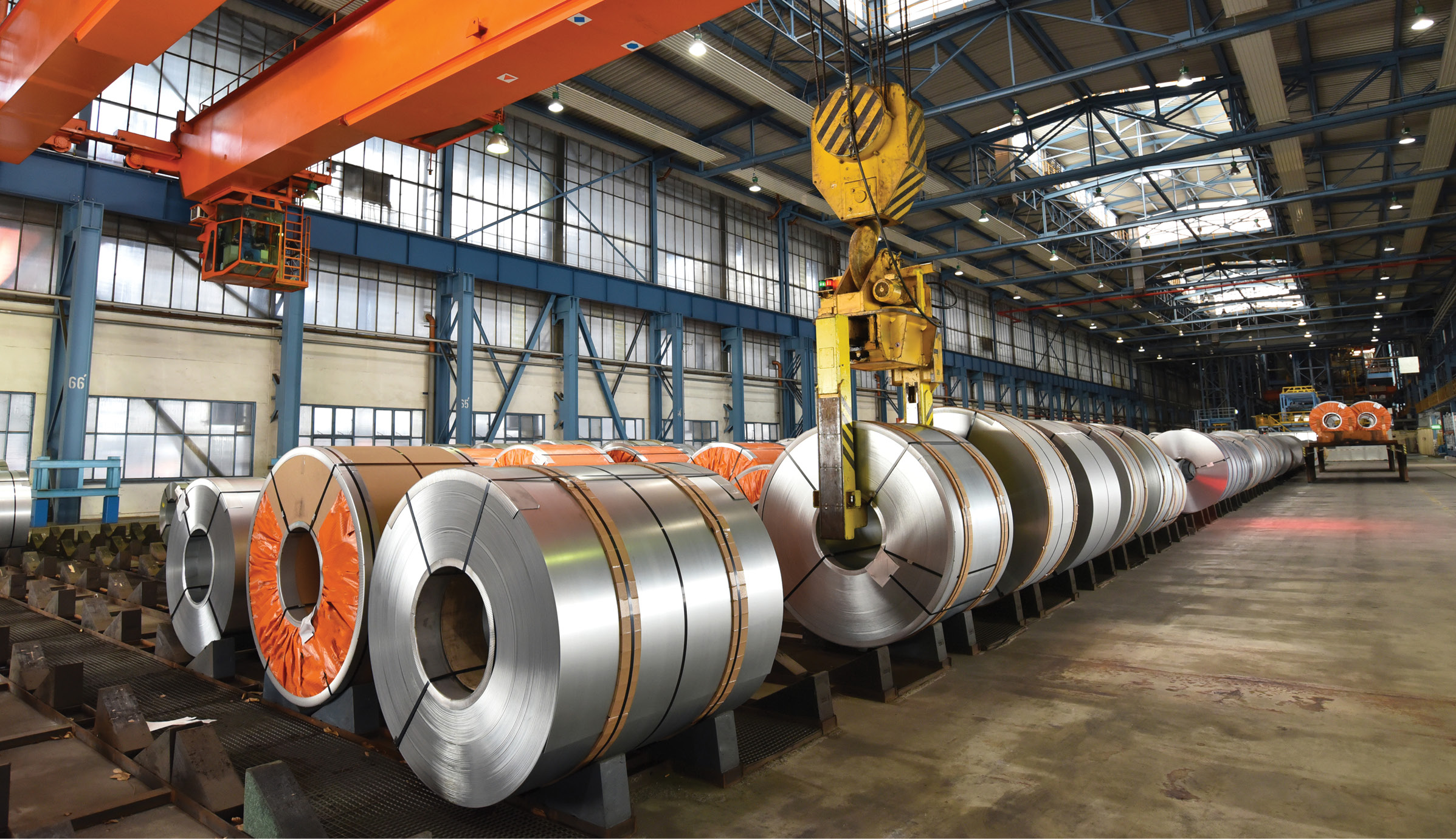 STAL_9-10_24_Bozena_Gajdzik_DLUGOFALOWE_ZMIANY_RYNKOWE_UJECIE_HISTORYCZNE_CZ_II_iStock-1390249924